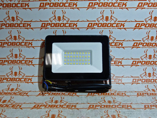 Светодиодный прожектор GLANZEN 30 Вт / FAD-0003-30-SL / (производство Россия, Гарантия 1 год, всепогодный)