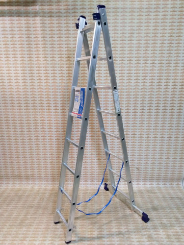 Двухсекционная лестница СИБИН, 8 ступеней, со стабилизатором, алюминиевая / 38823-08