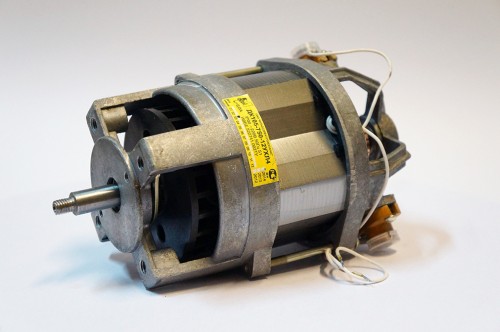 Электродвигатель для зернодробилок ДК105-750