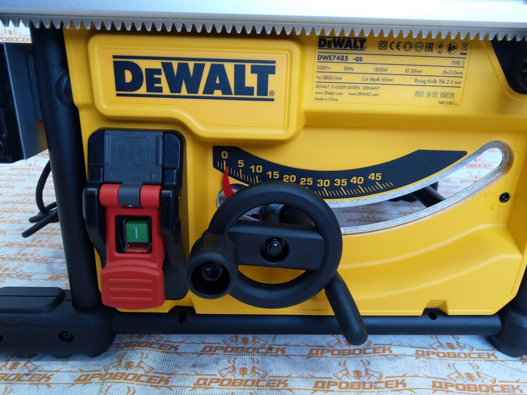 Купить Настольная Пила Dewalt Dwe7485 Qs